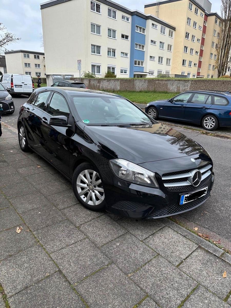Mercedes-Benz A 180