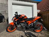 KTM Duke 890 GP  - KTM 890 DUKE GP