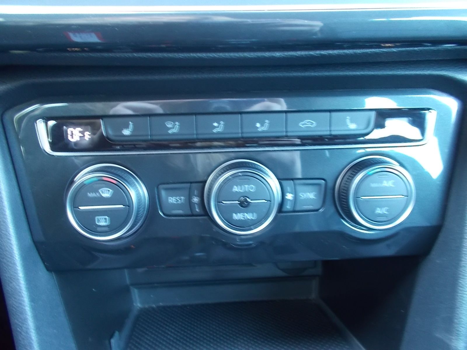 Fahrzeugabbildung SEAT Tarraco 1.5 TSI ACT Xcellence ACC NAVI LED