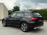 Mercedes-Benz GLC 250d 4Matic*LEDER*PANO*BURMESTER*LED*MEMORY - Mercedes-Benz GLC 250 Gebrauchtwagen