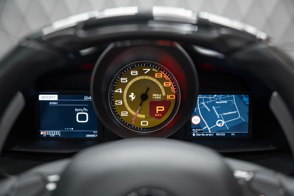 488 Spider BLACK BLACK FULL CARBON - Bild 25