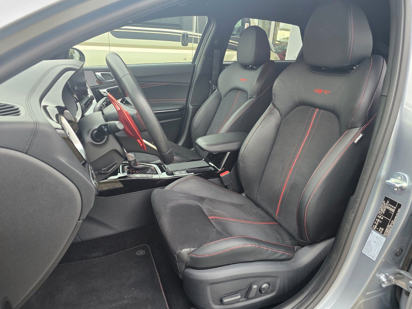 Fahrzeugabbildung Kia ProCeed 1.6 T-GDI DCT GT WKR Bastuck JBL KOM