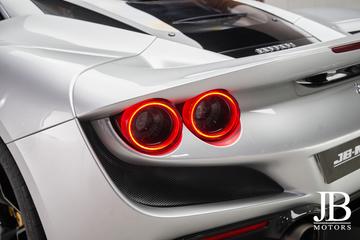 2020 Ferrari F8 — миниатюра 18