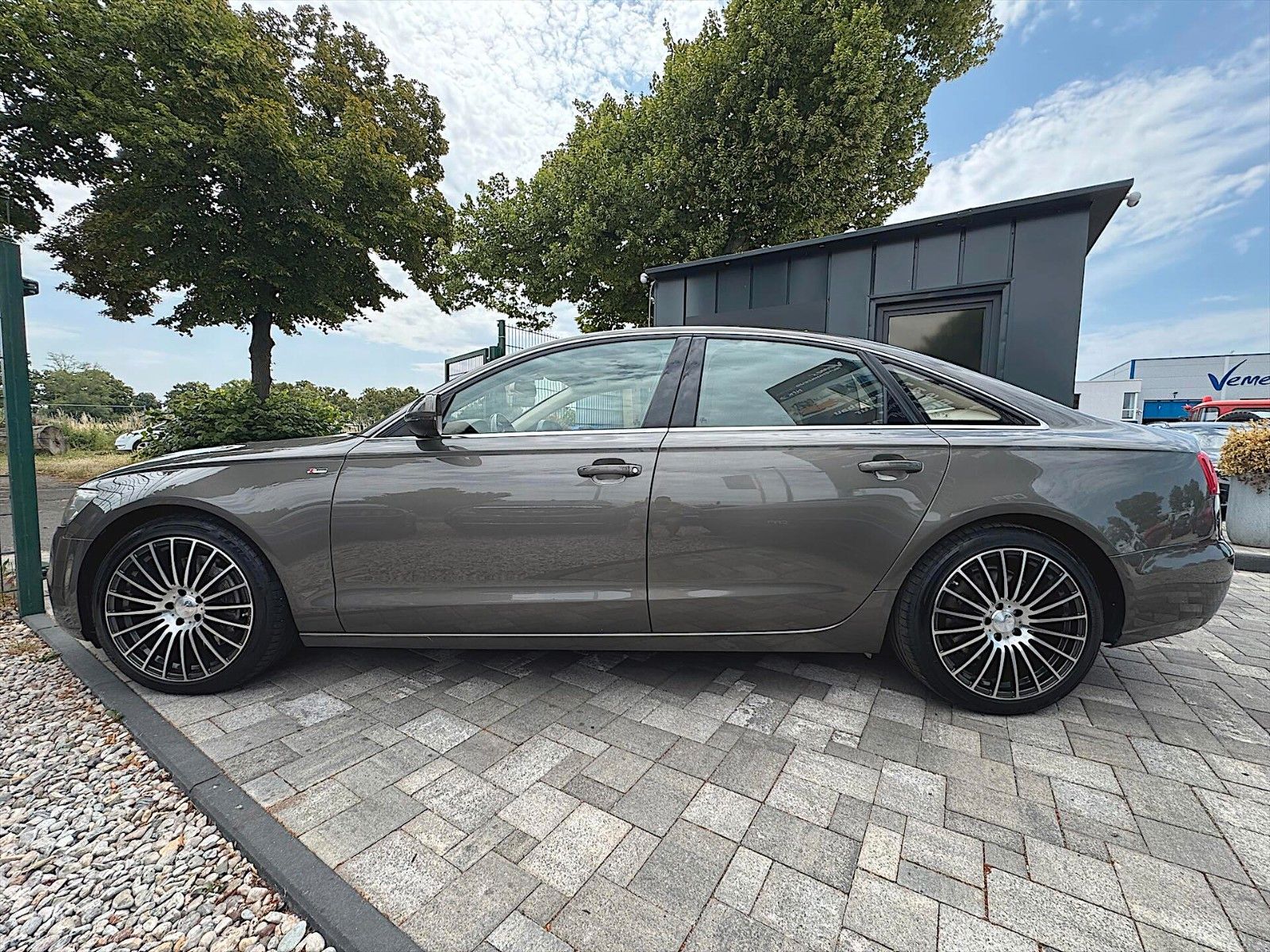Fahrzeugabbildung Audi A6 Lim. 3.0 TFSI quattro *Head Up*Massage*BOSE*