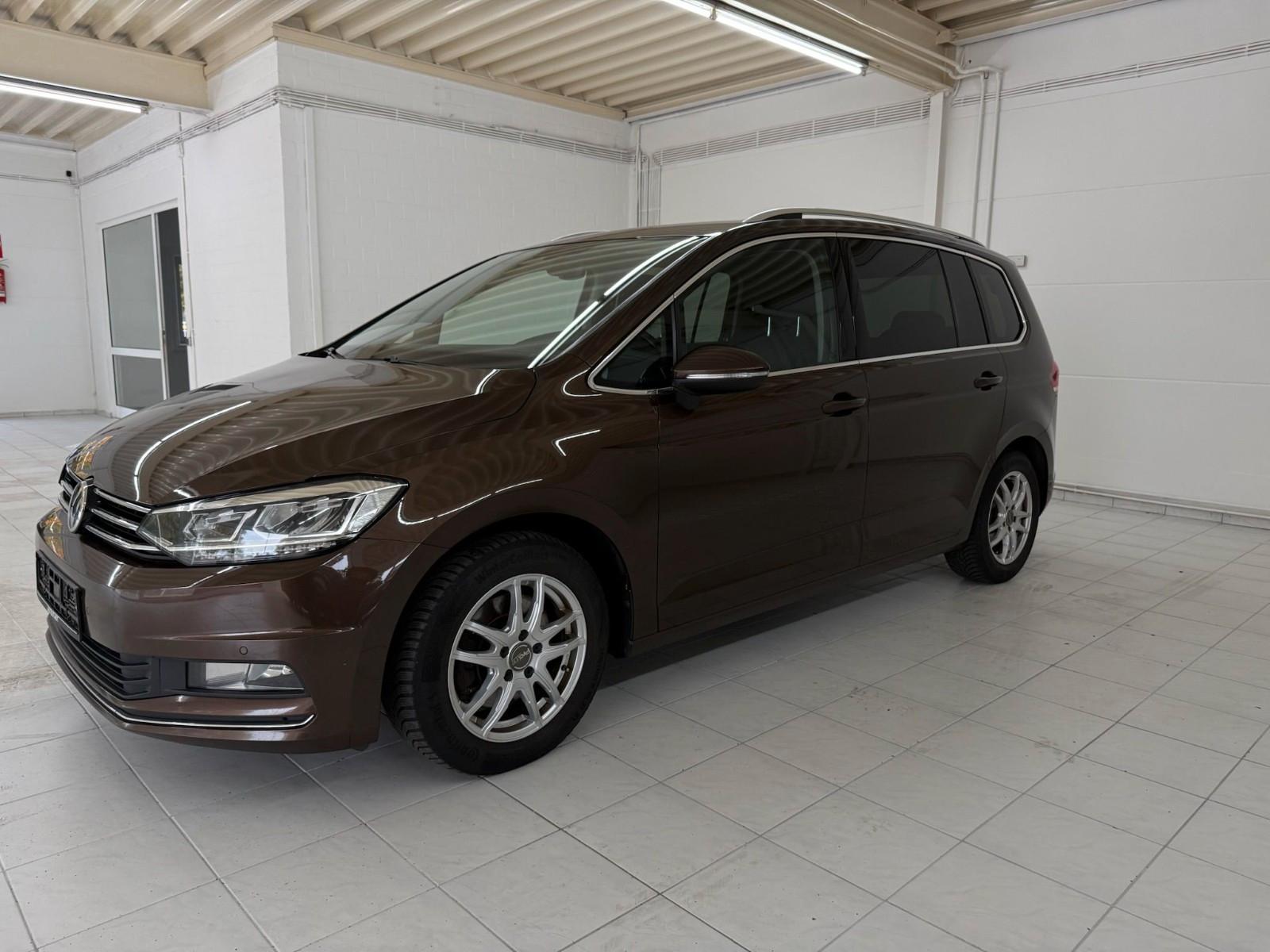 Volkswagen Touran Highline DSG 1. HAND/7-SITZER/LED/MASSAGE