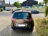 Renault Megane Scenic  TCe 130 Base Edition - Renault Scenic Gebrauchtwagen in Köln