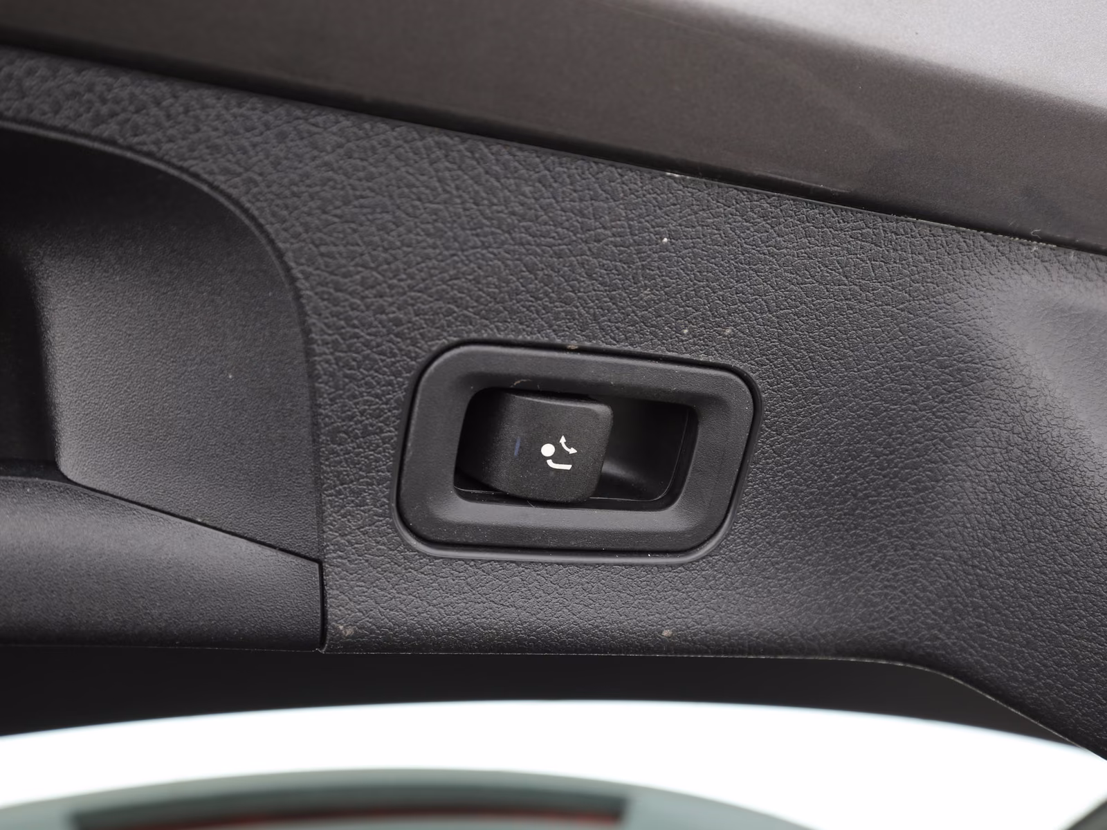 Mercedes-Benz CLA 180 LED Navi AHK ACC Alufelg, миниатюра 27