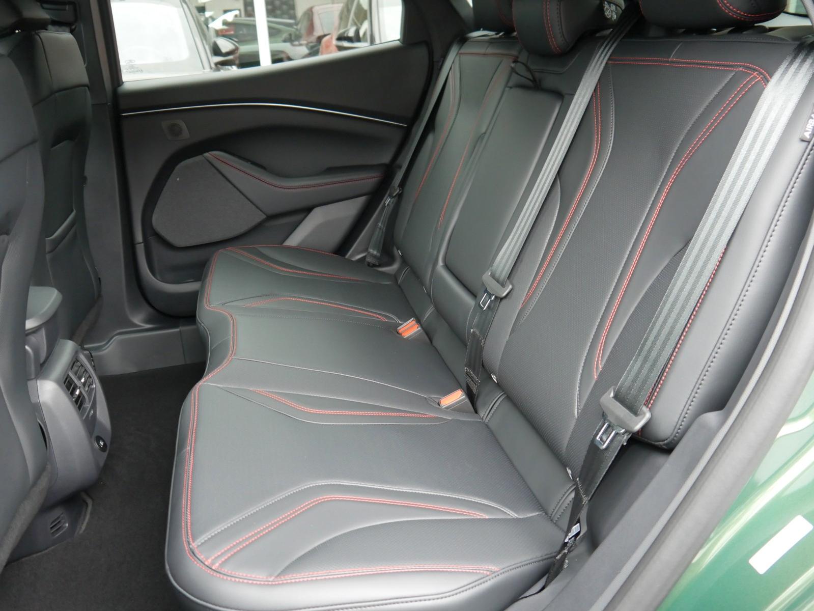 Ford Mustang Mach-E Premium Extend Range Wärmepumpe