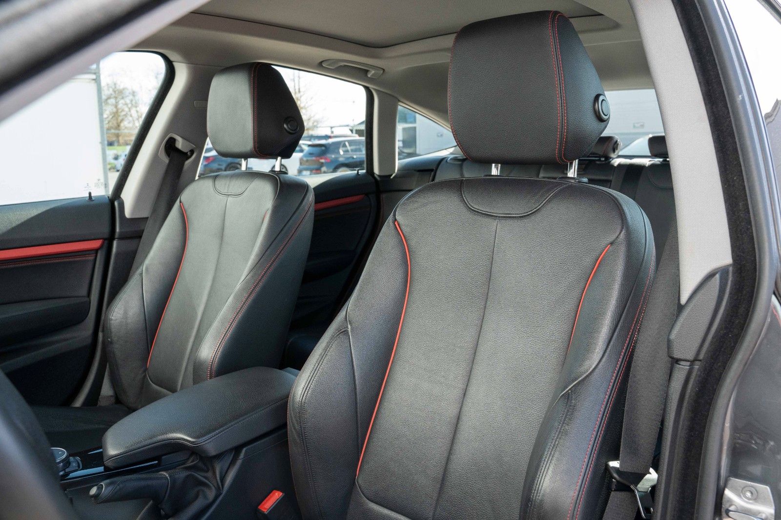 Fahrzeugabbildung BMW 320 D GRAN TURISMO SPORT XENON PANO SHADOW NAVI