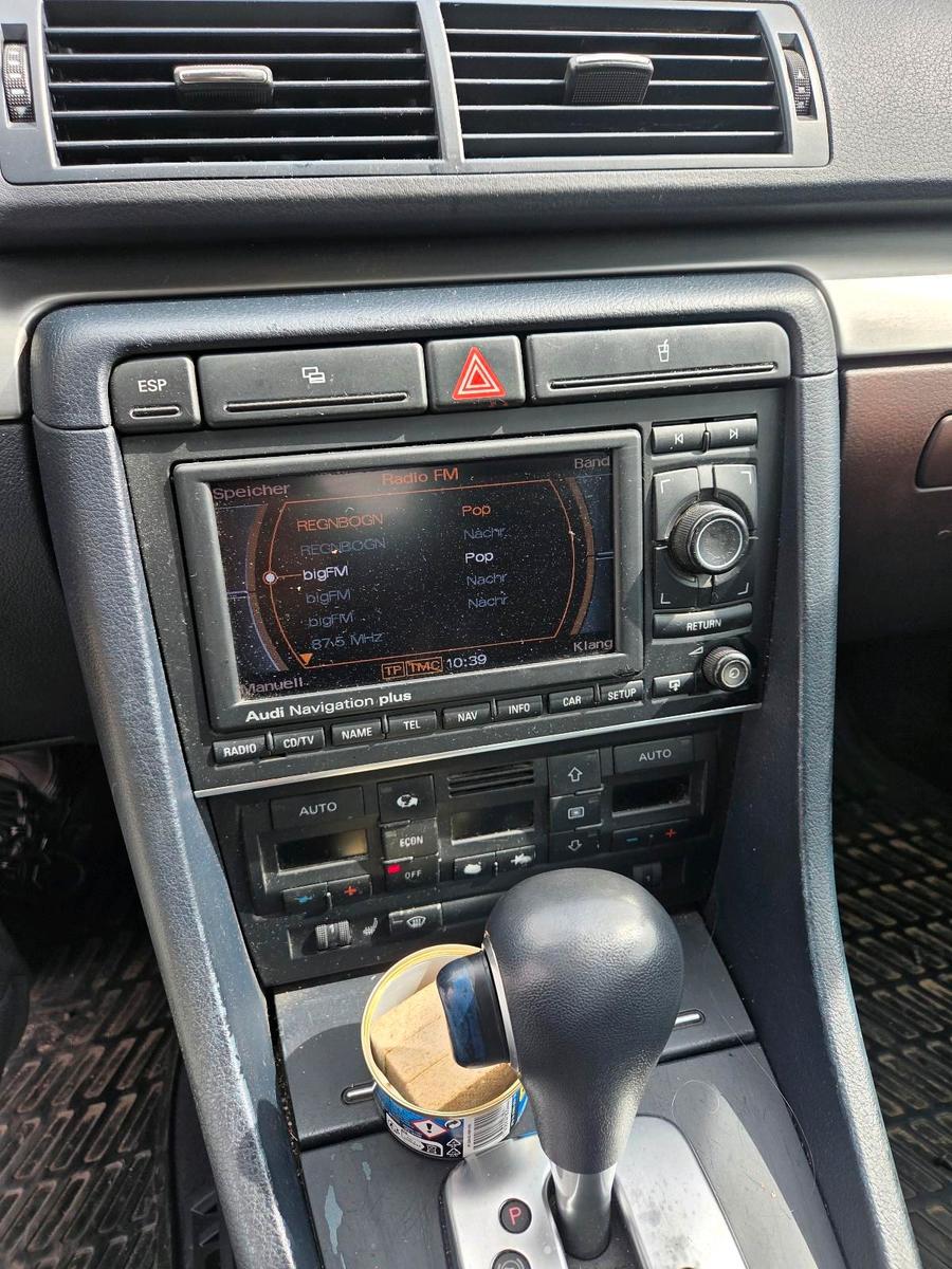 Audi A4 2005 — photo 8
