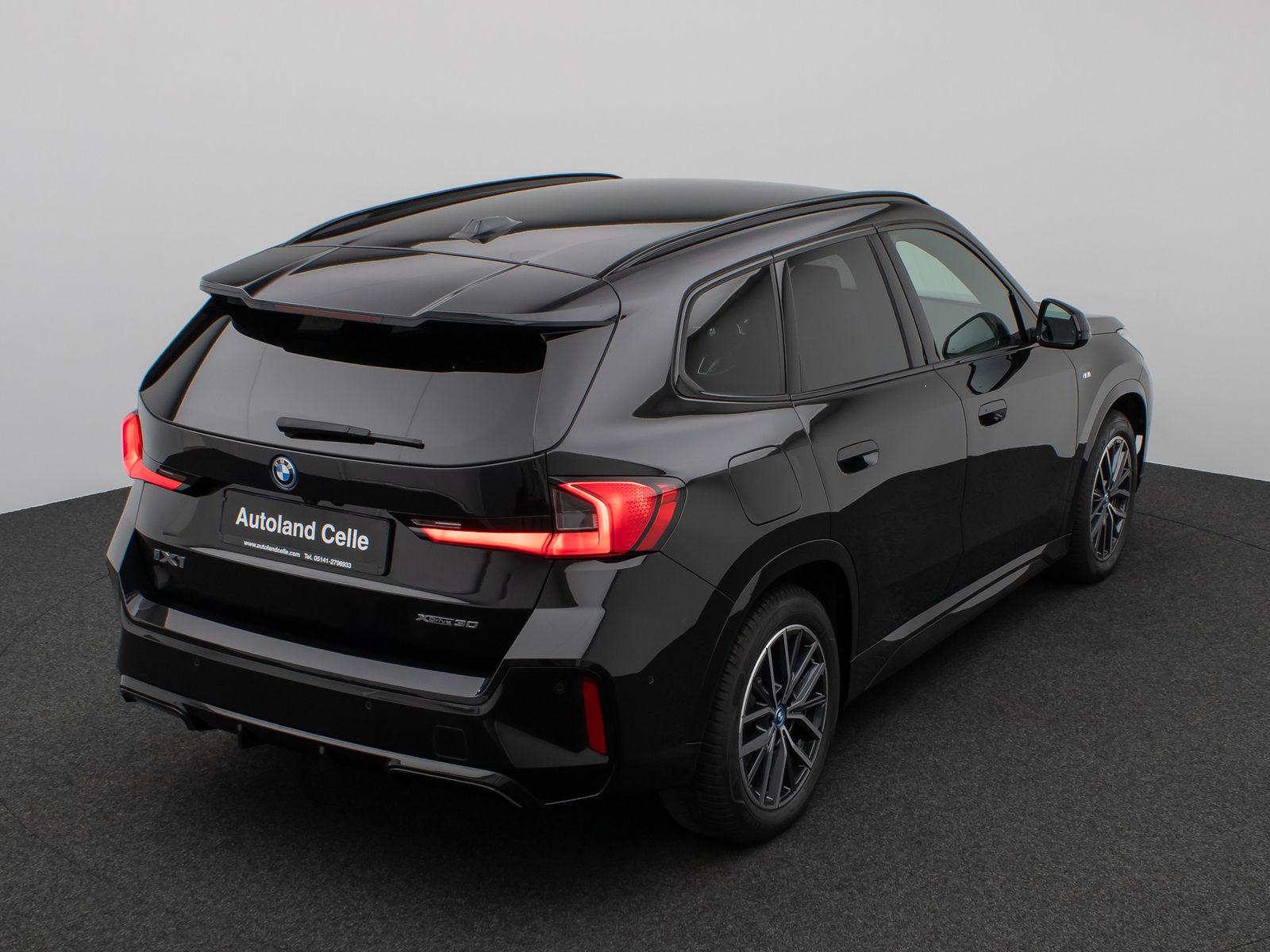 Fahrzeugabbildung BMW iX1 xD30 M Sport Kamera DAB Komfort Fernlichtass