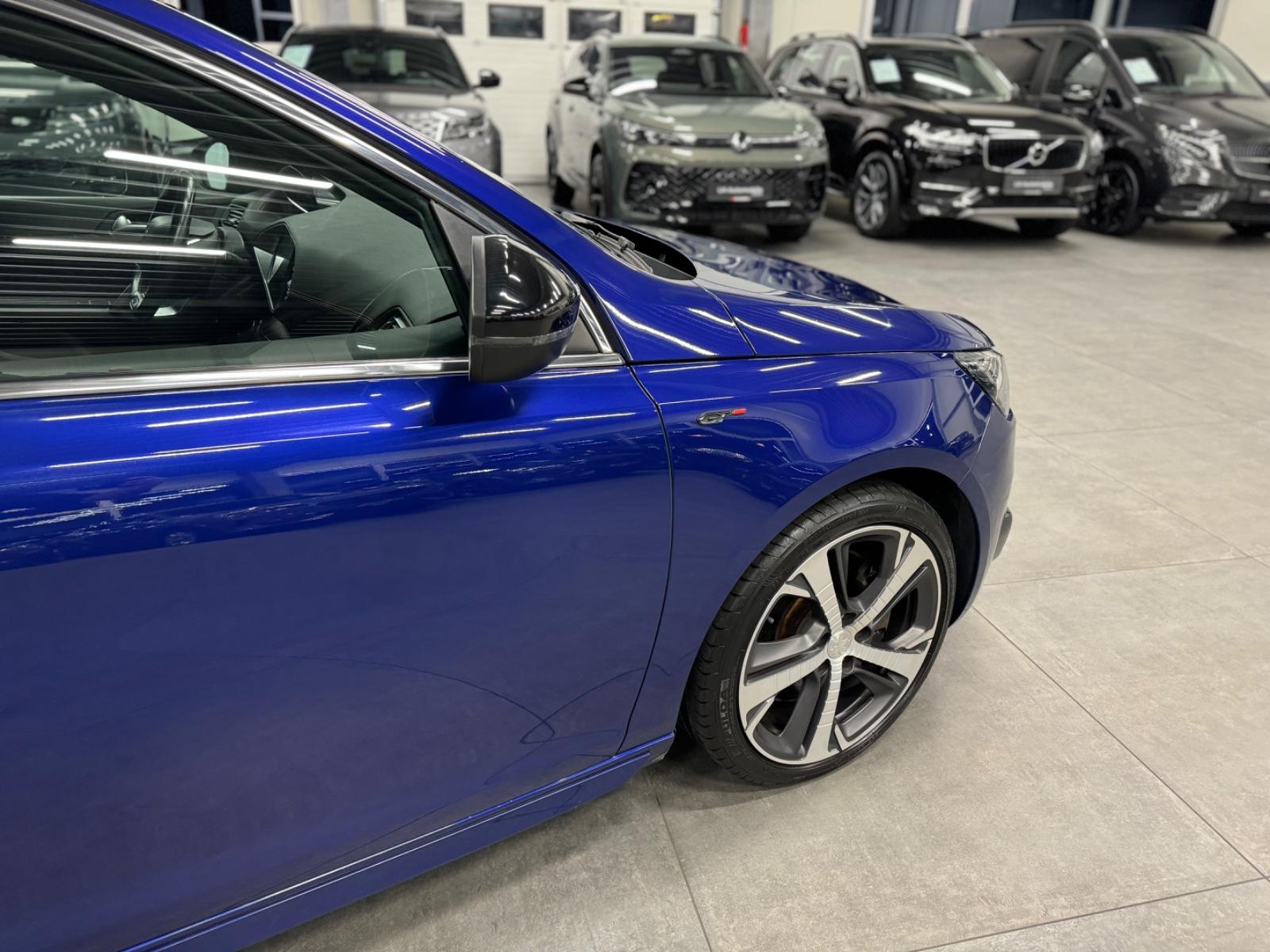 Peugeot 308 SW GT Navi SHZ Massage Pano LED AHK