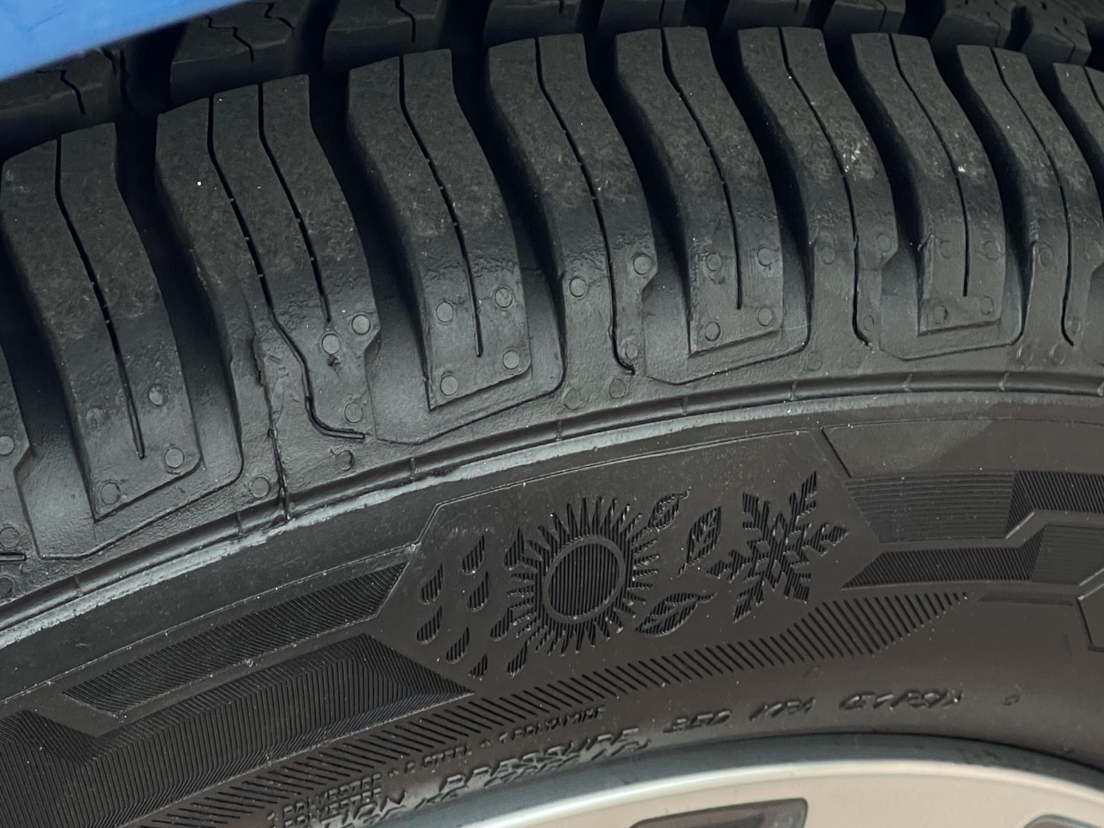 Hyundai i30 1,4 AUTOM. NAVI SITZHEIZ.SCHECKHEFT GARANTIE