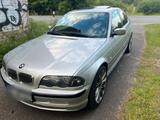 BMW e46 330i - BMW 330 aus 2000: 330i