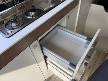 Westfalia Columbus 600 D 180 PS AUFSTELLDACH SOLAR SKYVIEW