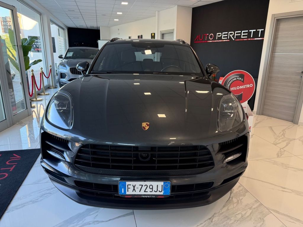 Image of Porsche Macan