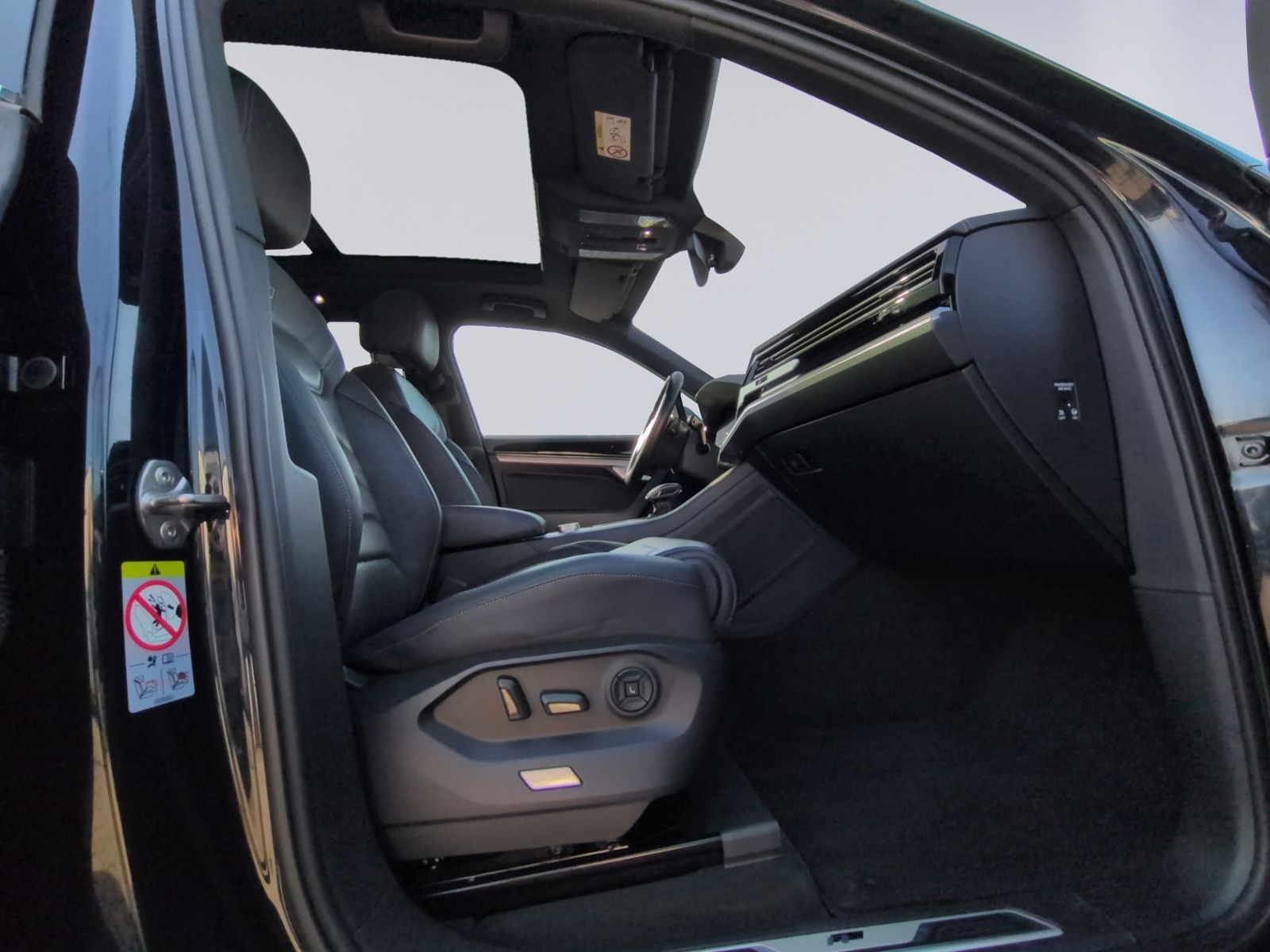 Touareg 3.0 TDI 4M tiptronic R Line STHZ+LUFT+