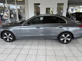 Mercedes-Benz C 180 Avantgarde (EURO 6d) - Mercedes-Benz C 180 mit Benzin-Antrieb: Limousine, Automatik, 1.6
