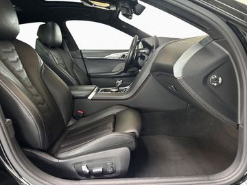 BMW M850 - 11
