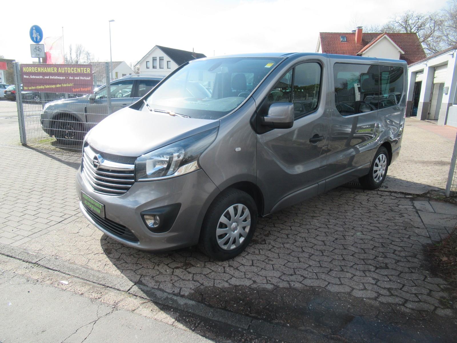 Opel Vivaro 1.6 CDTI XENON NAVI KAMARA PDC 9 SITZER