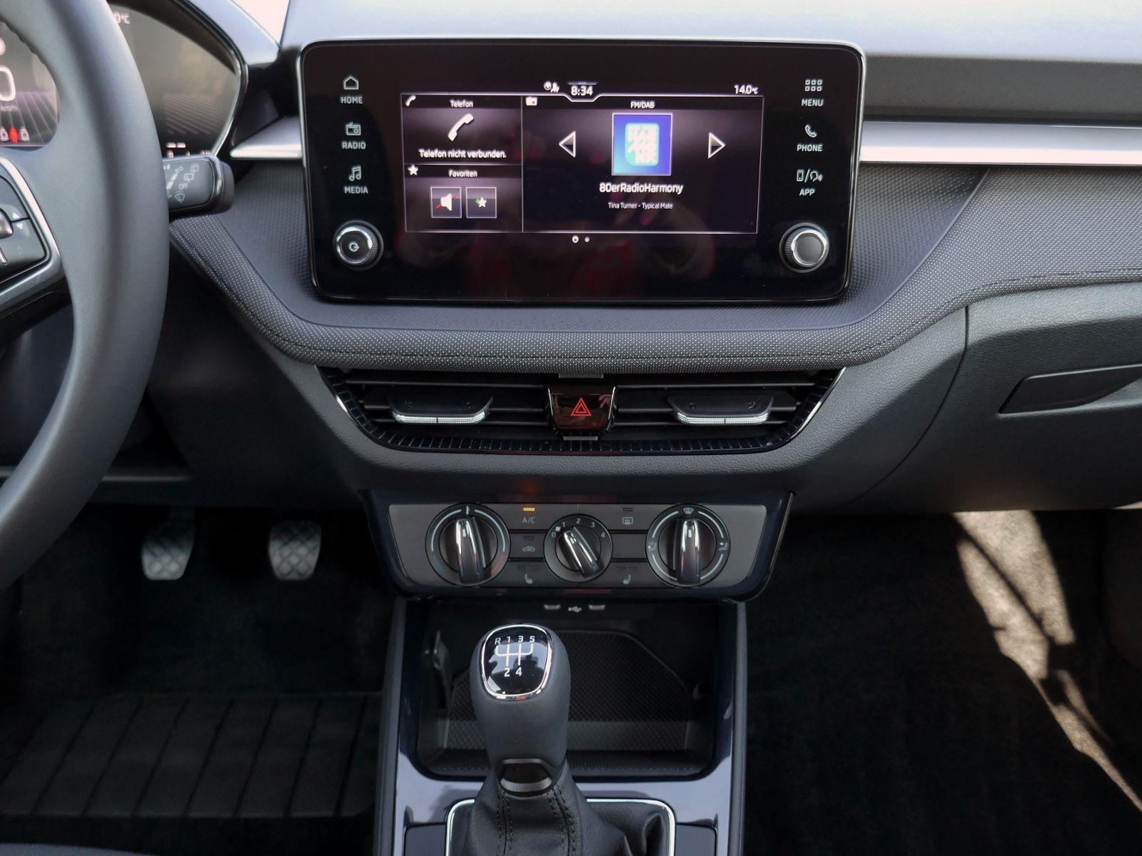 Fahrzeugabbildung SKODA Fabia  Selection 1.0 MPI | LED PDC GRA App