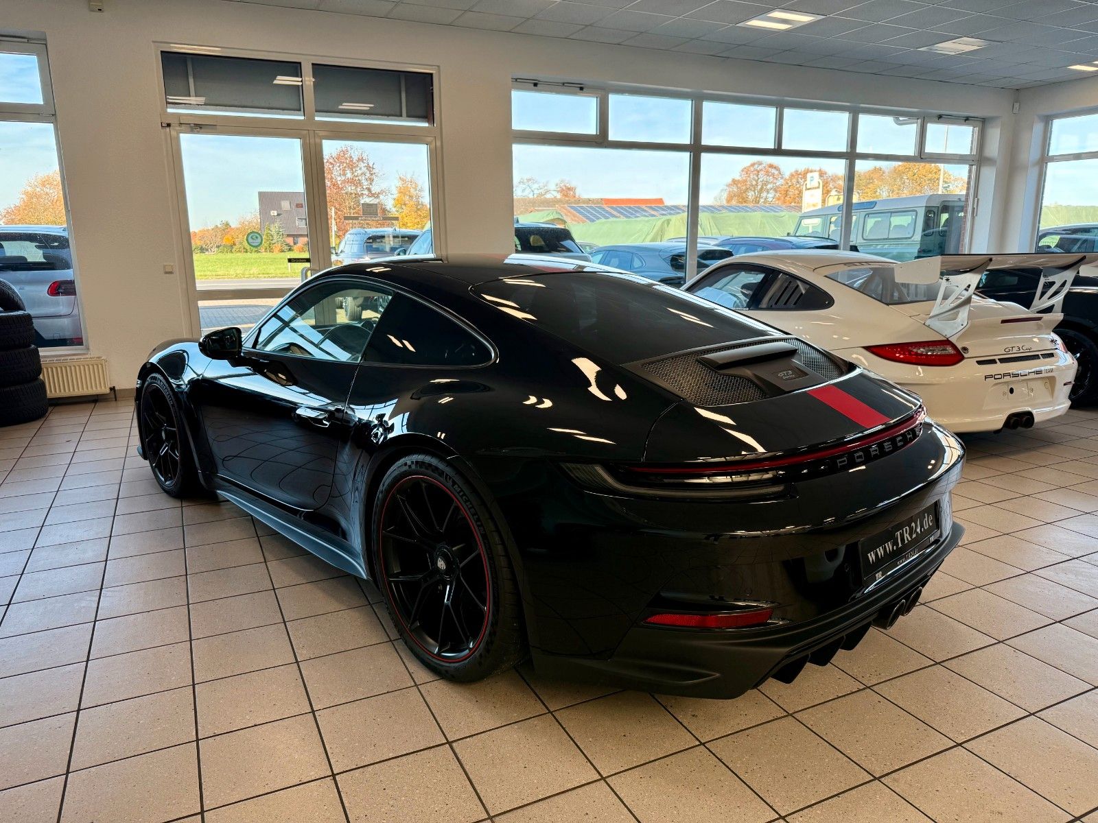 Fahrzeugabbildung Porsche 911 992 GT3 Touring PDK Vollschalensitze/Carbon
