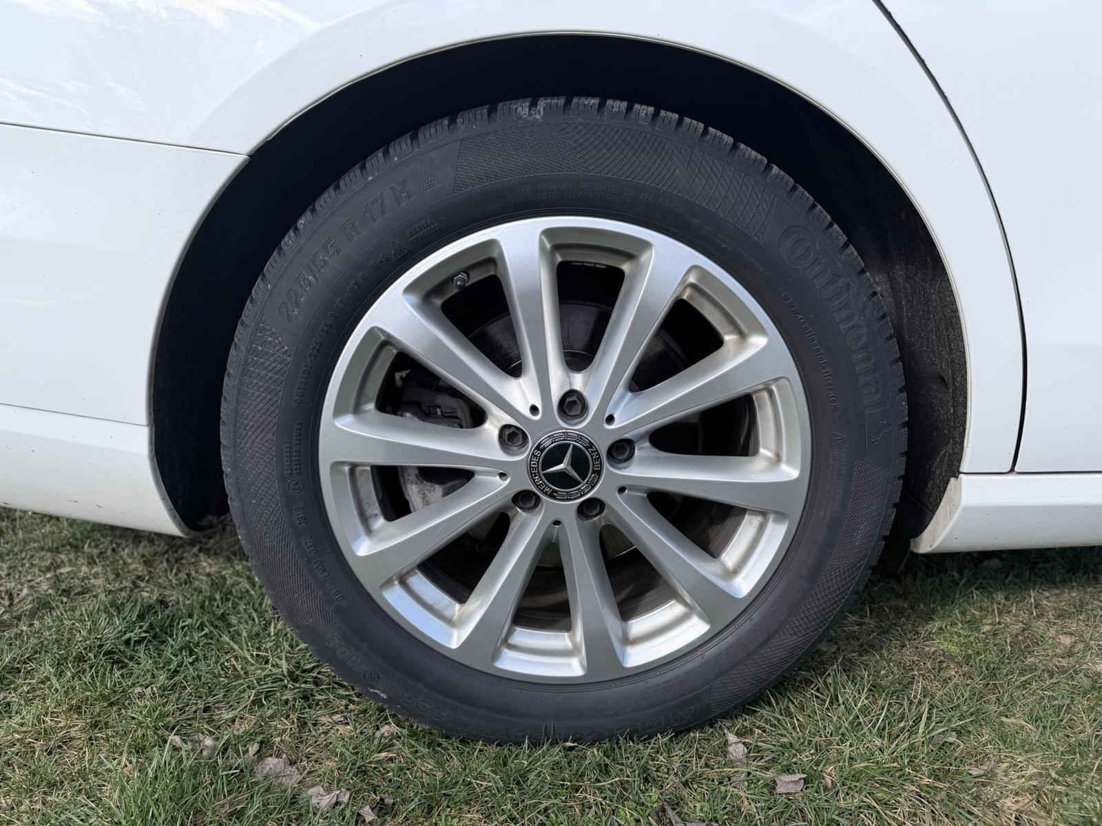 Mercedes-Benz E 220 d Autom. -