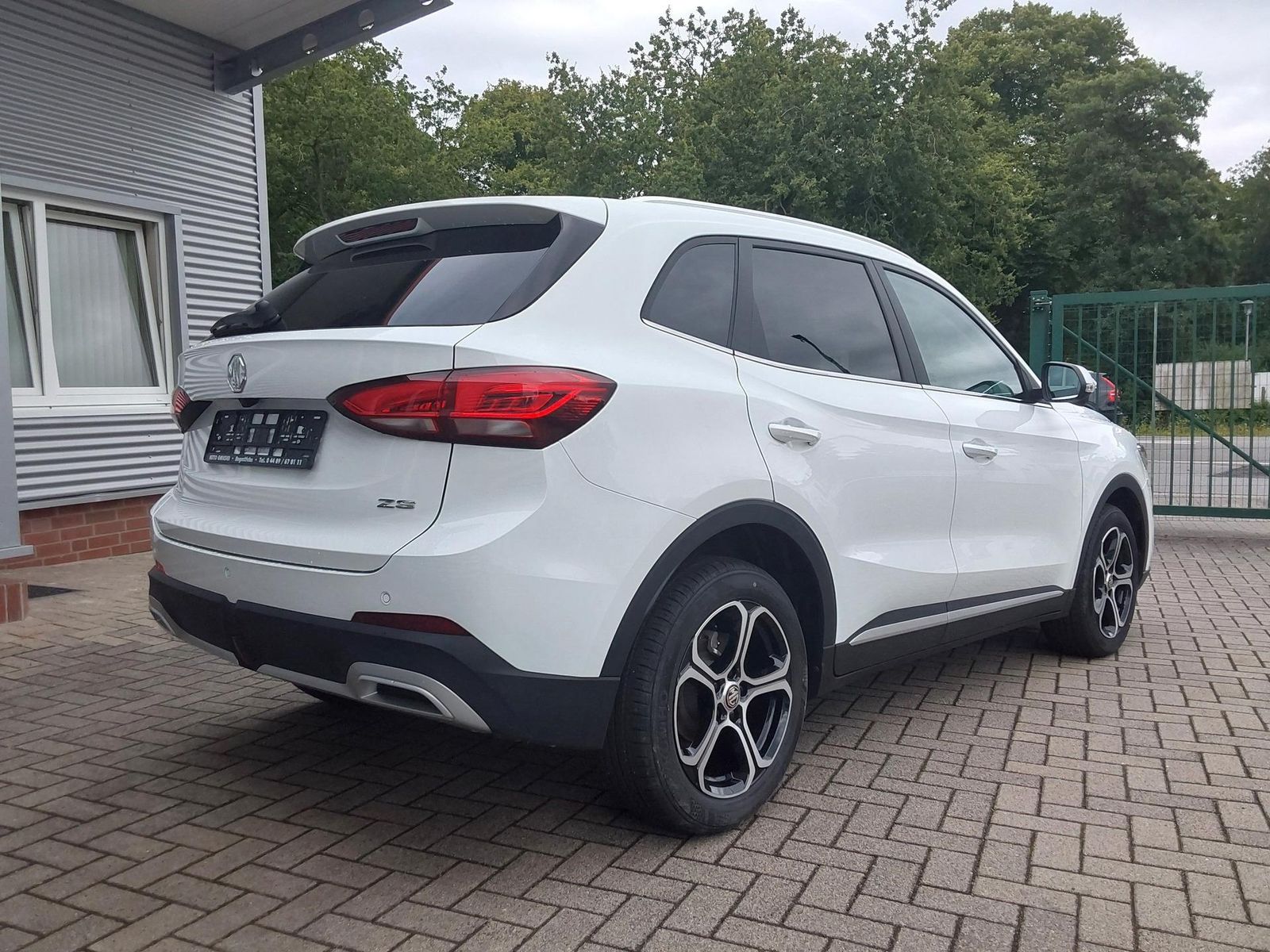 MG ZS