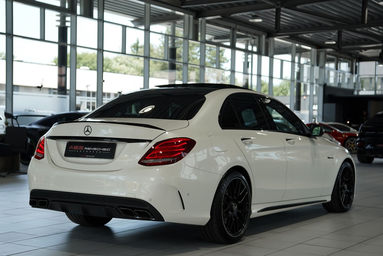 Mercedes Benz C 63 Amg