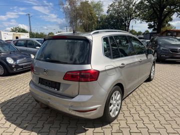 Volkswagen Golf - 5