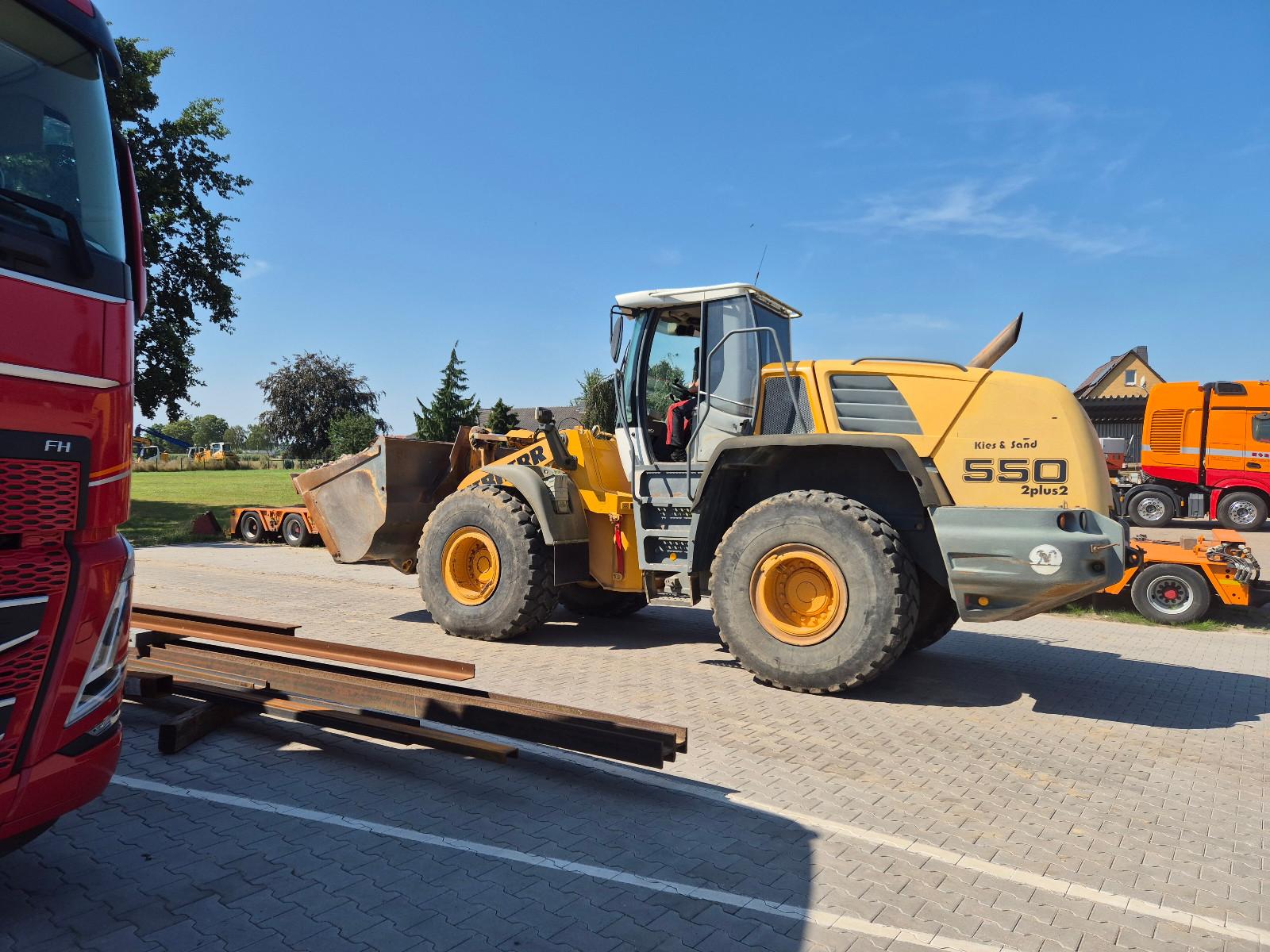 Liebherr L550 2plus2, 1. Hand, Sand/Kieslader mit Waage