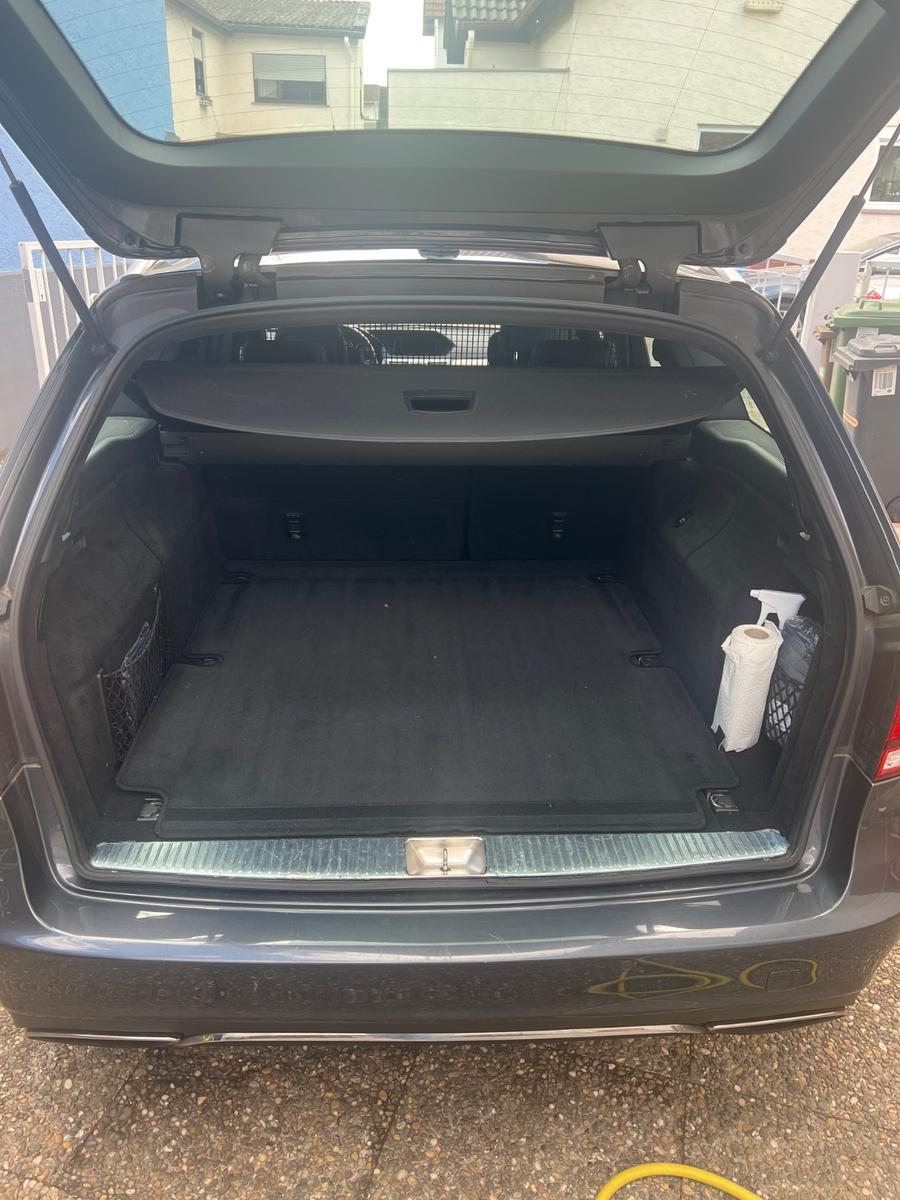 Mercedes-Benz E 220 BlueTEC BE T Edition AVANTG. Auto. Sta...