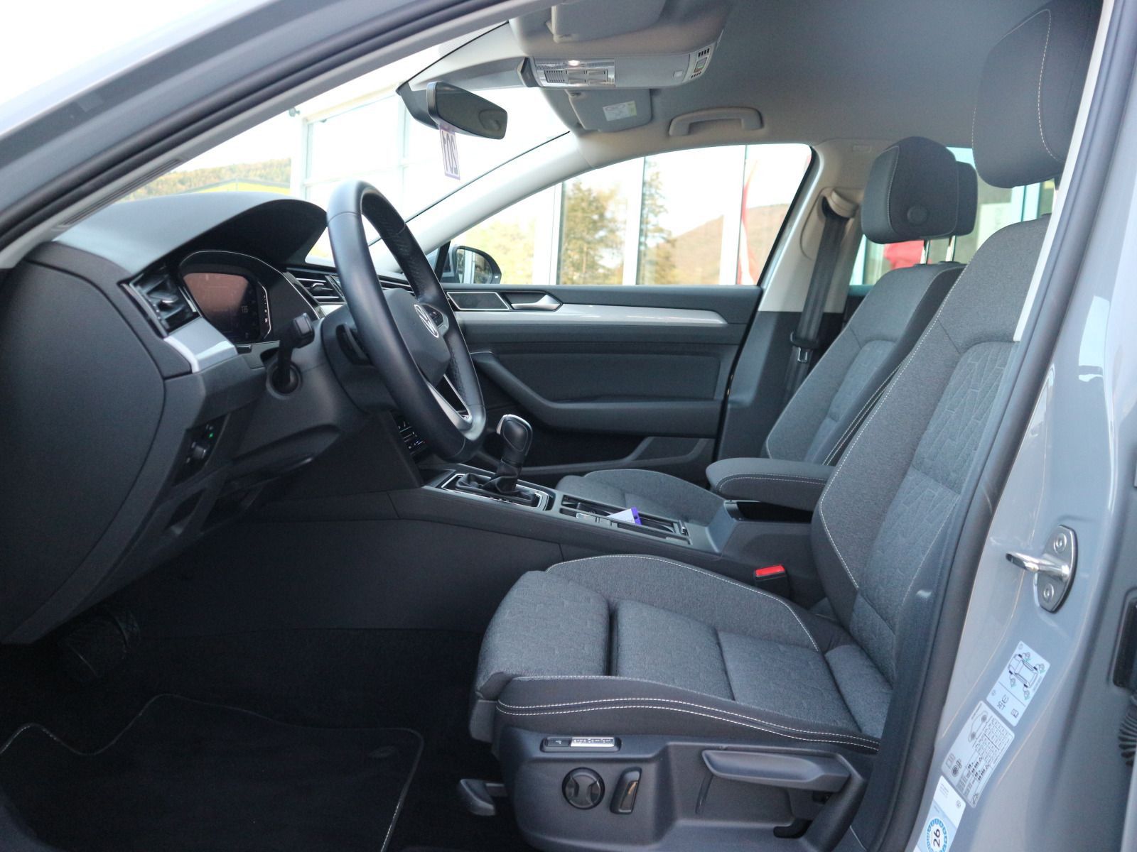 Volkswagen Passat Variant - Bild 10