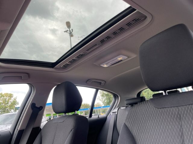Fahrzeugabbildung BMW 118 d xDrive Navi, AHK, Sitzheizung, Schiebedach