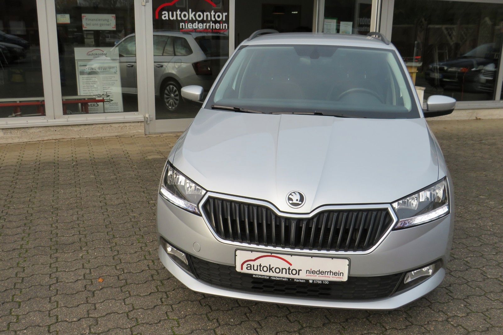 Fahrzeugabbildung SKODA Fabia Combi Ambition APP-CONNECT GRA PDC SITZH.1