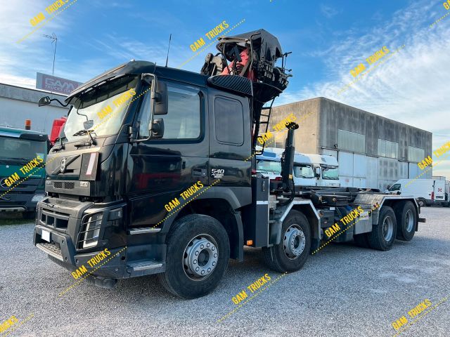 Volvo FMX540 Abrollkipper + Kran Palfinger + Greifer