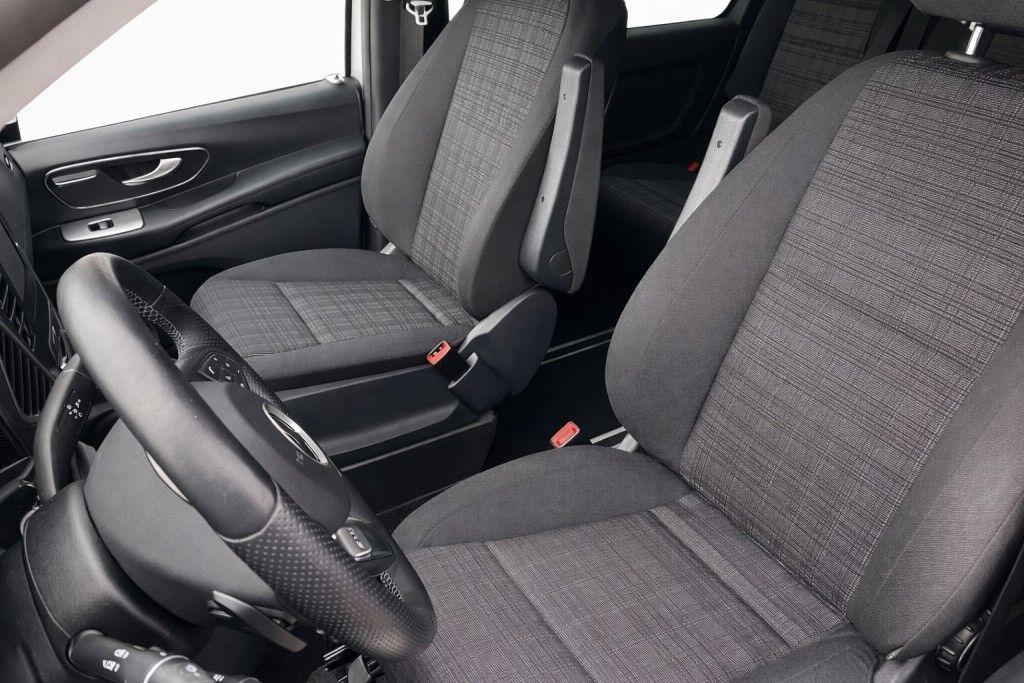 Mercedes-Benz Vito 119 CDI Tourer Aut*8sitzer*AHK*19*Standheiz