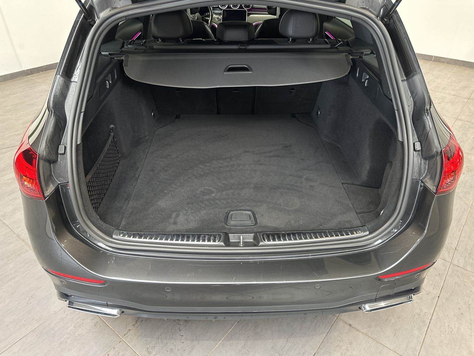 Fahrzeugabbildung Mercedes-Benz C 220d T AMG-Line NAV+LED+ACC+AHK+KAMERA+SOUND