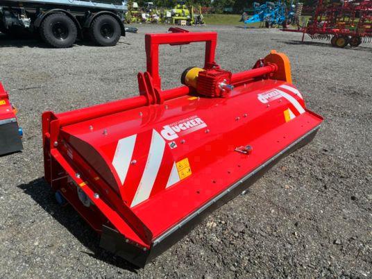 Dücker UM 27 Front