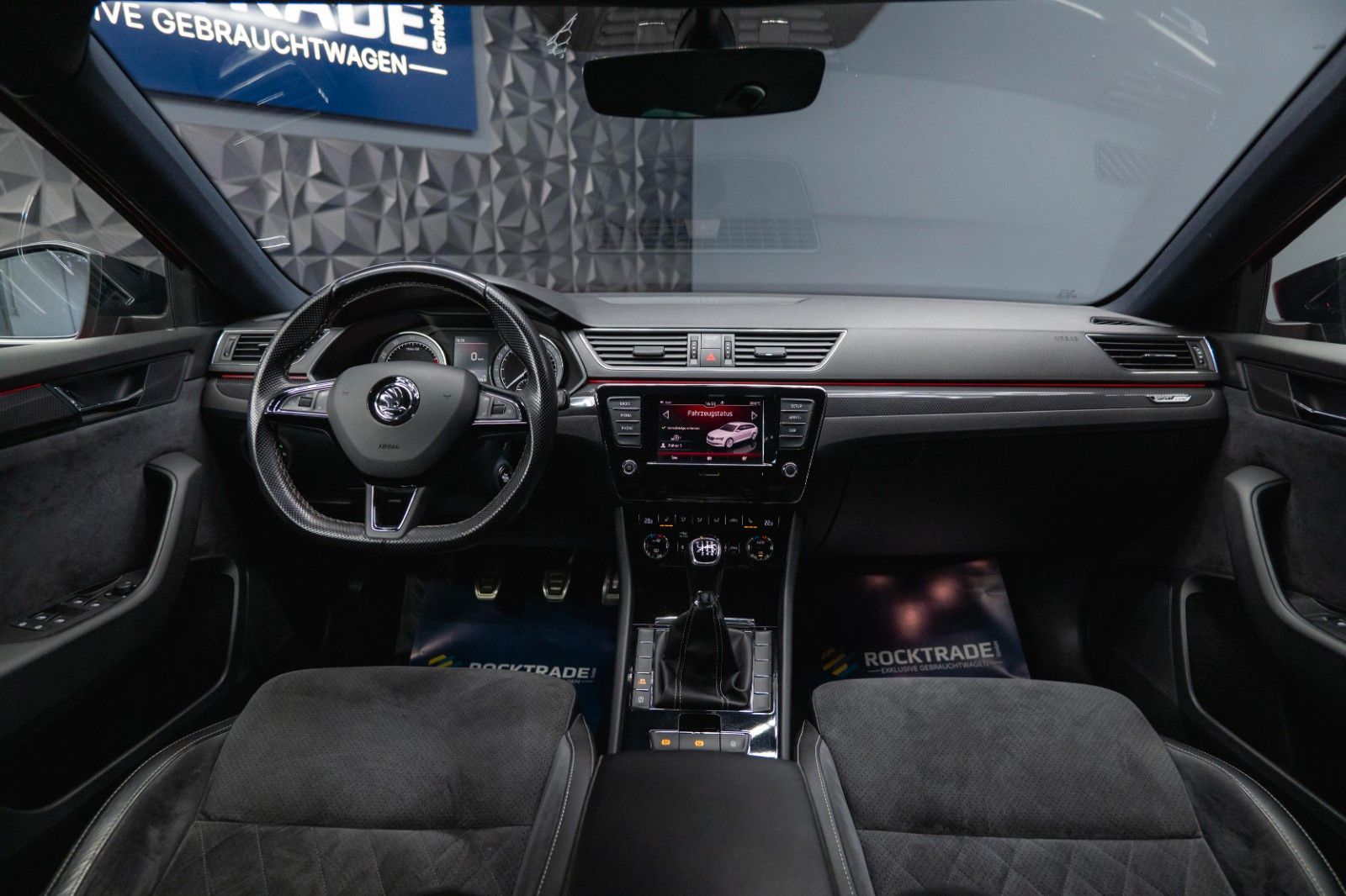Fahrzeugabbildung SKODA Superb 1.8 TSI Combi Sportline | DAB | Alcantara