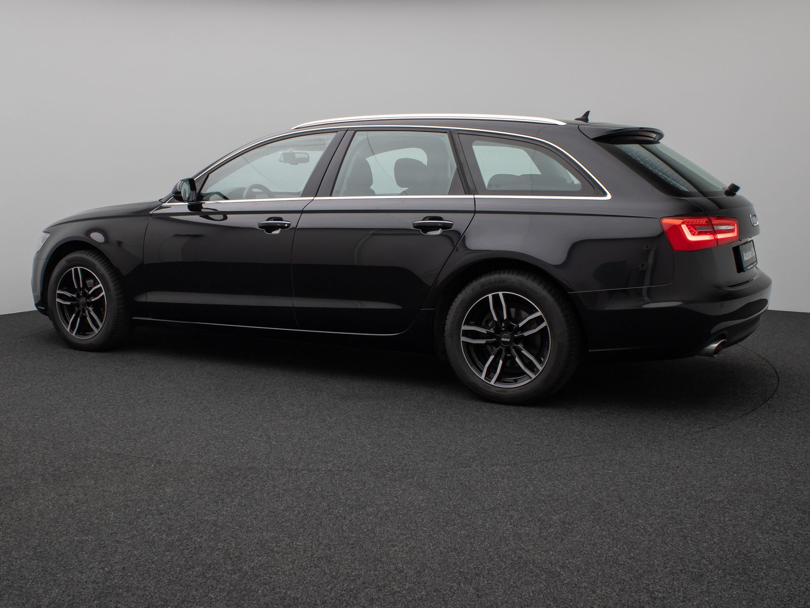 Fahrzeugabbildung Audi A6 Avant 3.0 TDI Kamera Panorama AHK Navi Sitzhz
