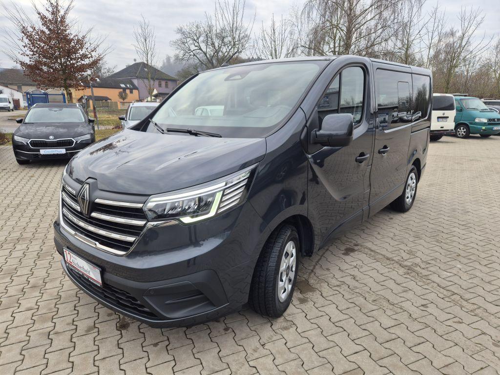 Renault Trafic Blue dCi 150 Evolution Lackbeschädigungen