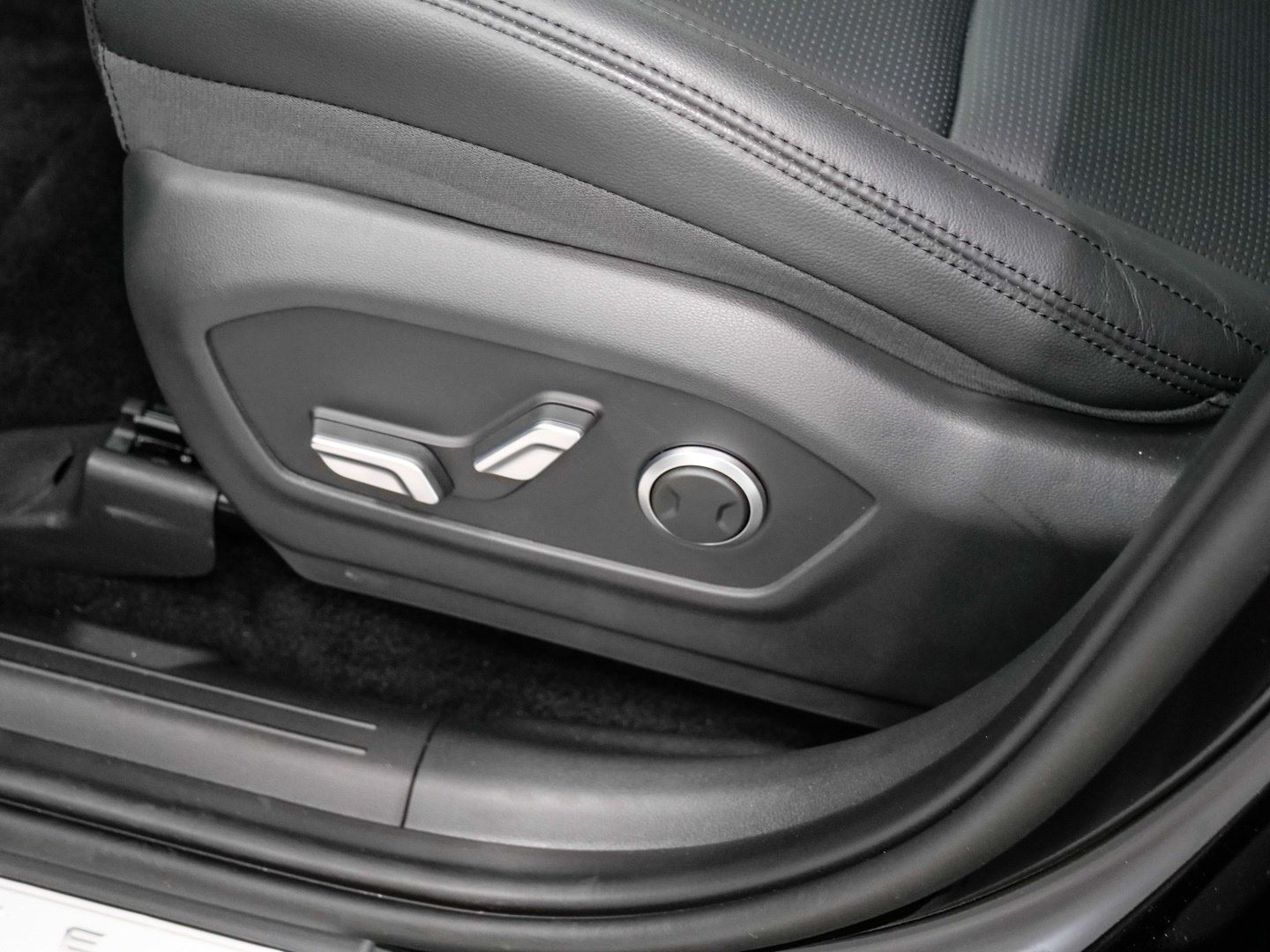 Hyundai SANTA FE - Bild 18