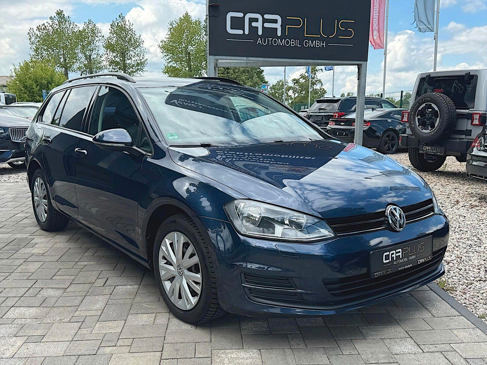 Fahrzeugabbildung Volkswagen Golf VII Variant Trendline BMT *Touch*Sitzhzg*