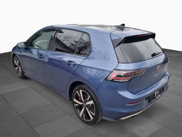 Fahrzeugabbildung Volkswagen Golf GTE MATRIX-LED AREEA VIEW HUD DCC NAVI TRAV