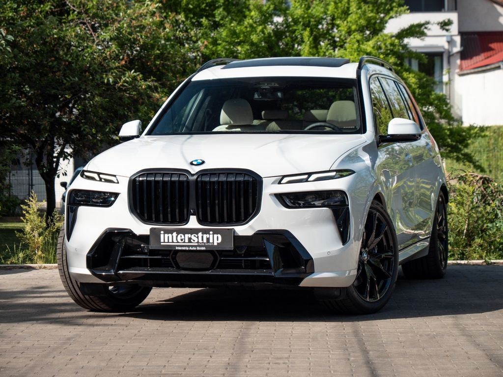 Image of BMW X7