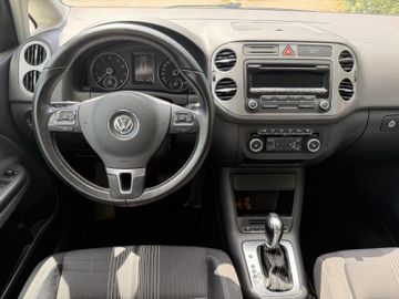 Volkswagen Golf - 10