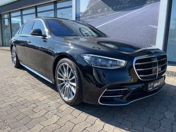 Fahrzeugabbildung Mercedes-Benz S 580 e Lang AMG Pano Burmester HUD Leder uvm.