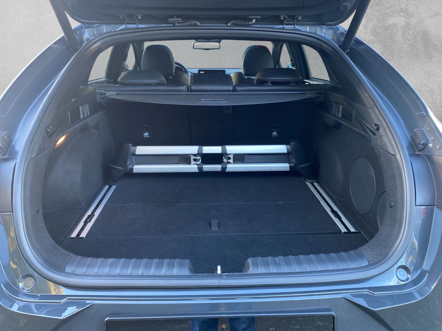 Fahrzeugabbildung Kia ProCeed GT 1.6 T-GDI EU6d *GLASDACH* *ALLWETTERR