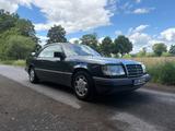 Mercedes-Benz 230 CE